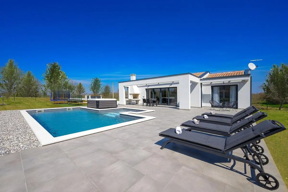 Villa Amorosa By Istrialux Vranići 0*,